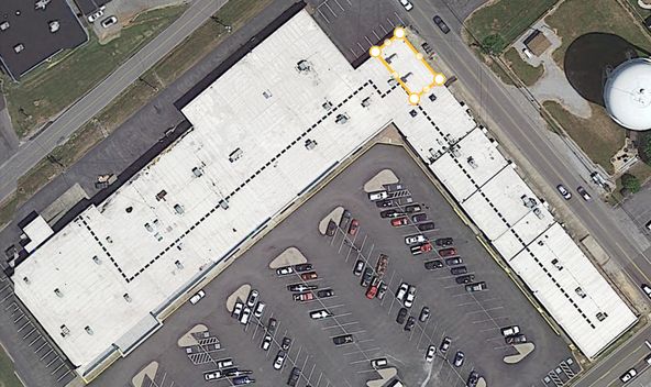 Cumberland Plaza: 100 Cumberland Plaza, Crossville, TN 38555